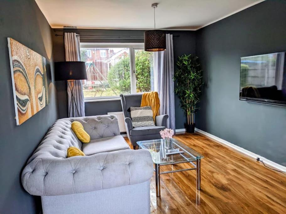 Handsworth Hidden Gem !Stunning 3 Bedroom Home In Sheffield מראה חיצוני תמונה